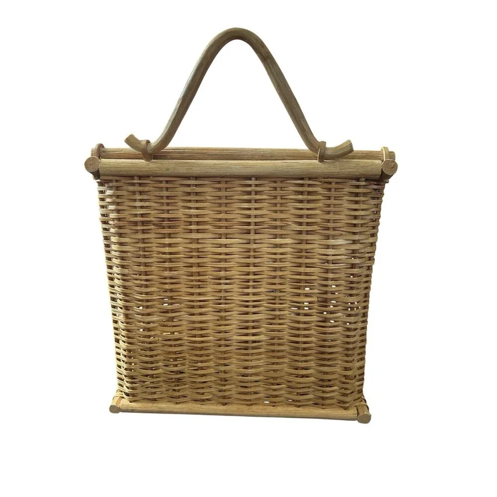 Vtg Santa Wicker Basket Unisex OS‎ Tan Holiday Applique Balloons